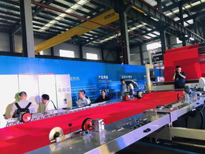 智能制造再升級(jí) 邵陽紡機(jī)同步發(fā)布新型拉幅定形機(jī)與氣液染色機(jī)，以變頻技術(shù)驅(qū)動(dòng)行業(yè)革新